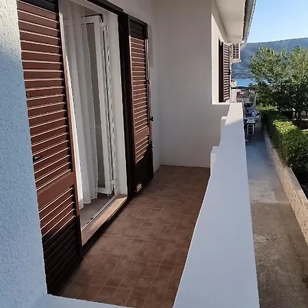 With A Parking Space Pag - 18848 Apartman Pag Town