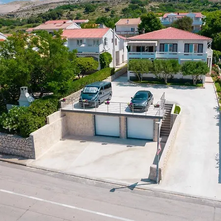 With Parking Space Pag - 18848 Lejlighed