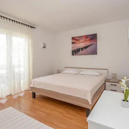 With Parking Space Pag - 18848 * Pag Town